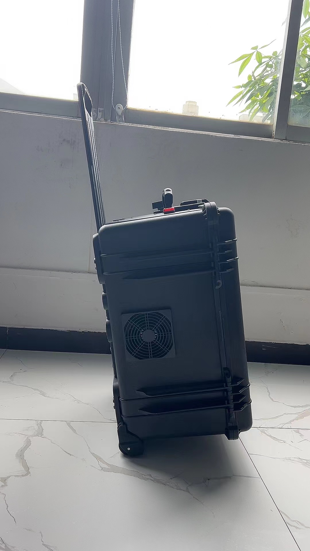 永福手拉箱型移动通信干扰器